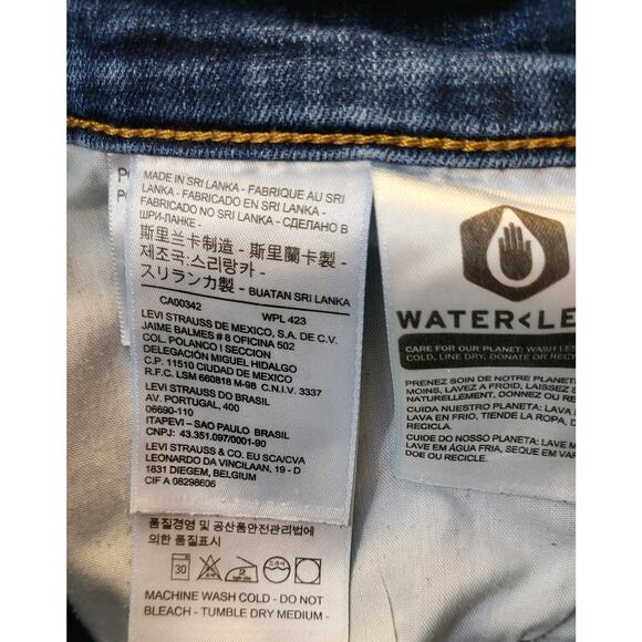 Levi's Jeans Women Size 14 Classic Boot Med Wash (Actual 34W X 30L) - Picture 12 of 14